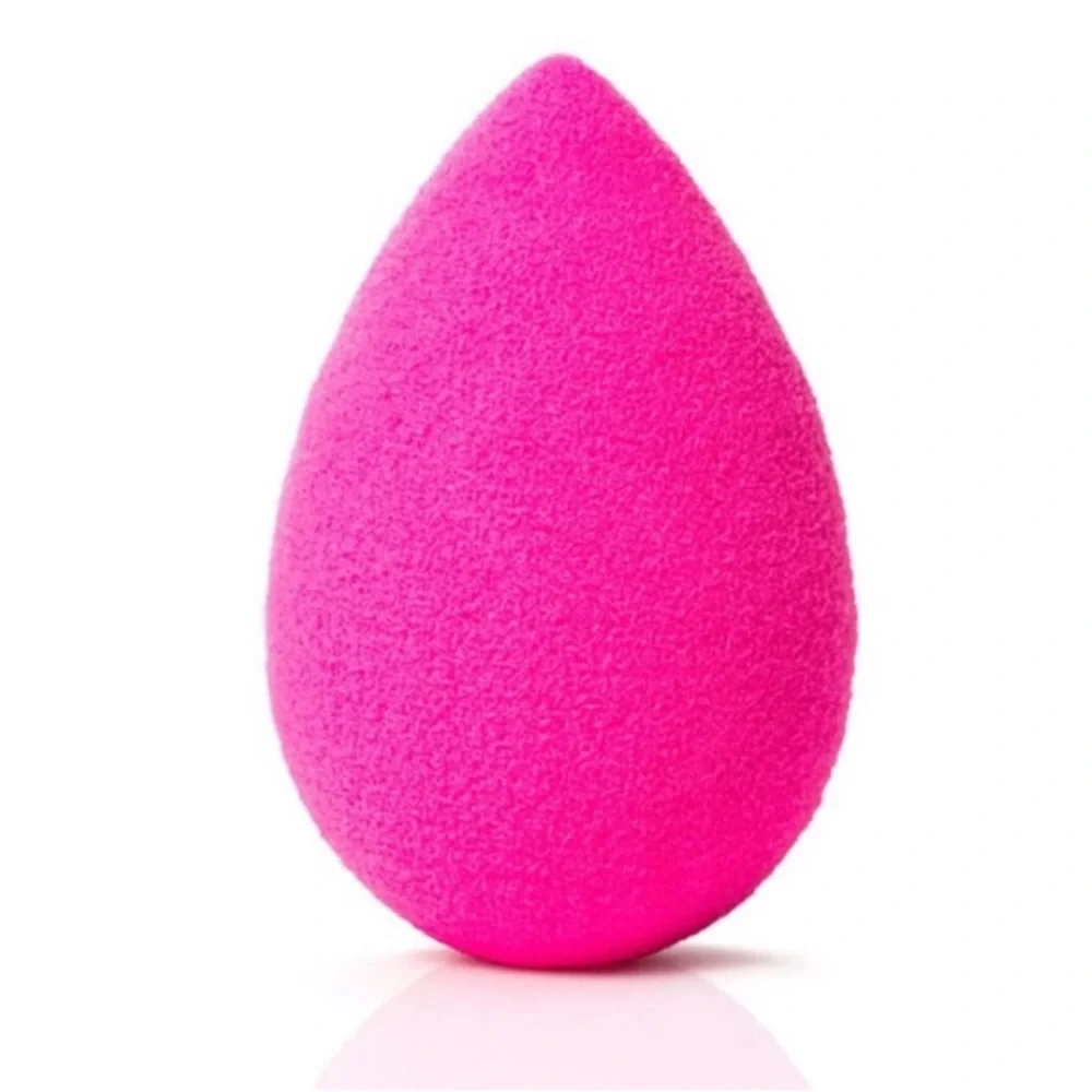 Original beautyblender Sponge in Pink and Solid Lavender Blendercleanser Set